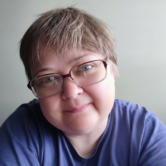 author-card-head-img