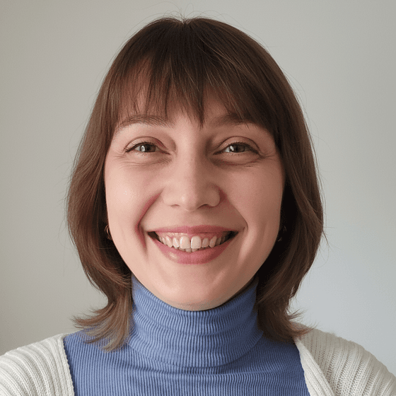 author-card-head-img